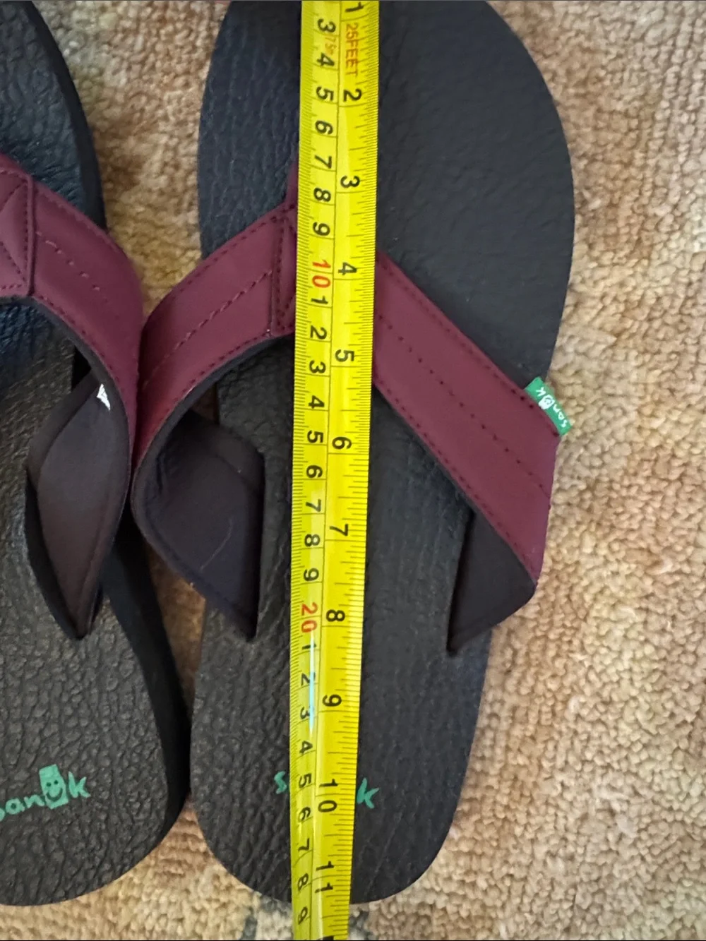 Sanuk Men's Burgundy Strap Black Footbed Sandals size 10